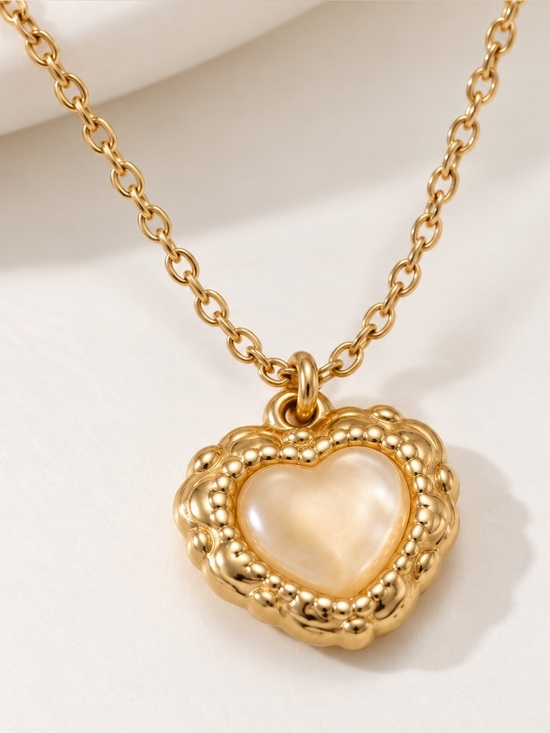 Anthropologie Jewelry - Gold Tone Pearlescent Heart Ornate Romantic Necklace (N89)